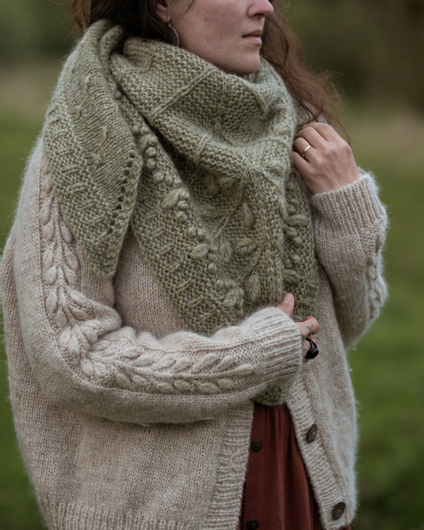 MOORLAND SHAWL