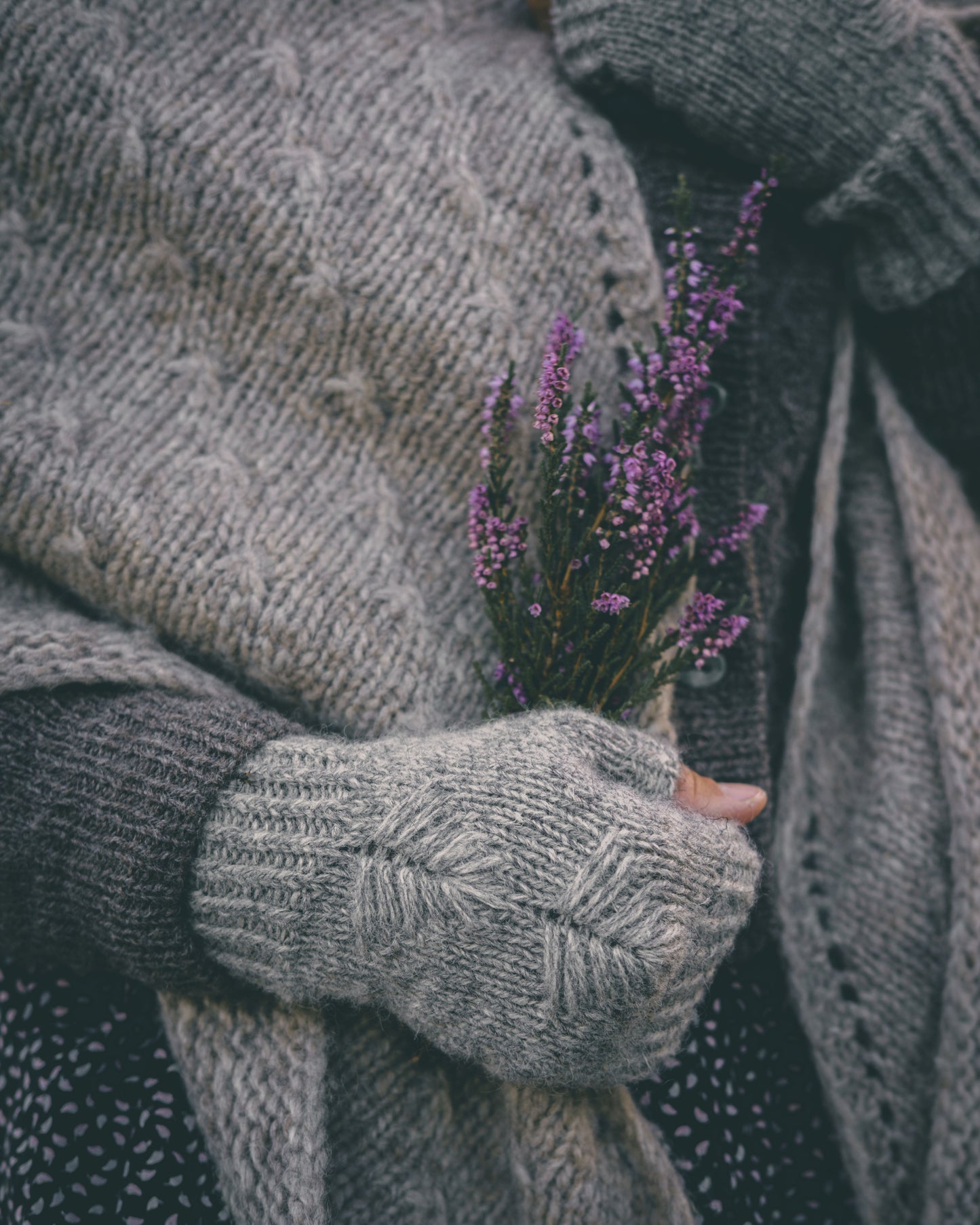 WOODLAND PATH MITTENS