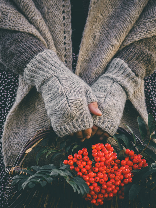 WOODLAND PATH MITTENS